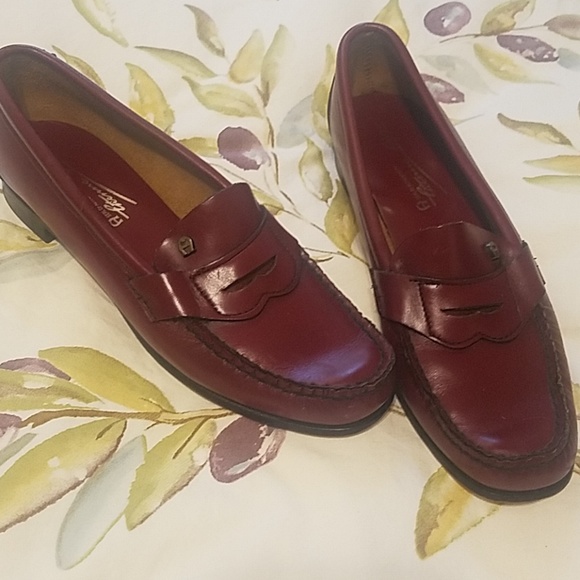 etienne aigner penny loafers